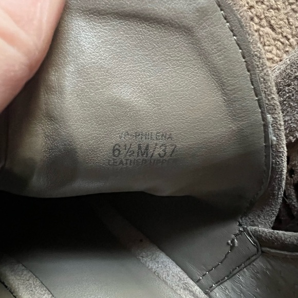 Vince Camuto- Booties​​​​​​ - Picture 6 of 7